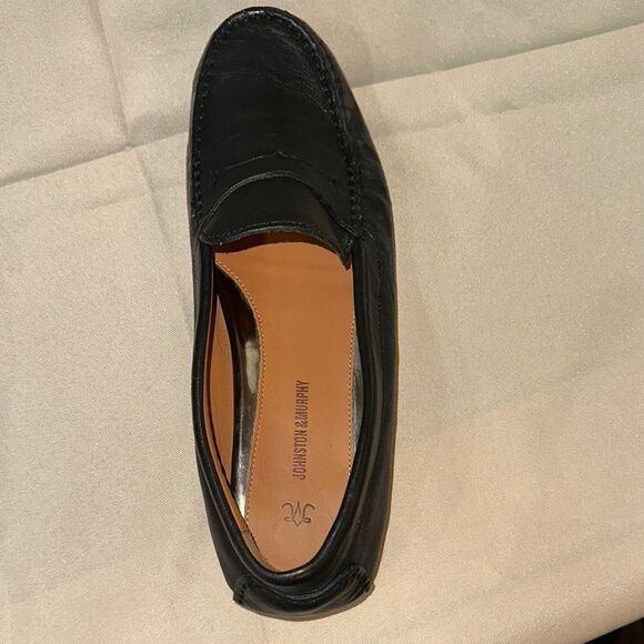 Johnston & Murphy Black Leather Loafers Moccasin-Style Slip-Ons - Picture 9 of 10
